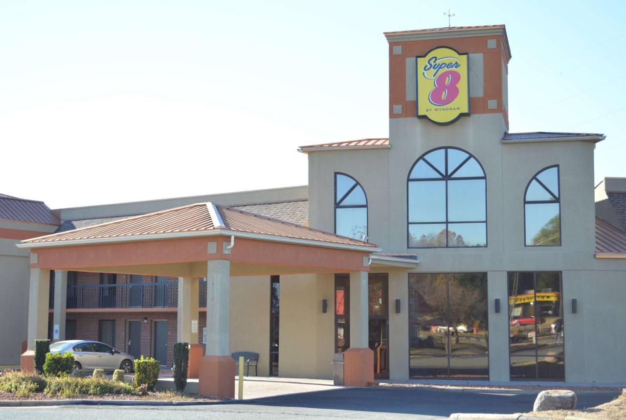 Super 8 By Wyndham Huntersville/Charlotte Area Екстер'єр фото